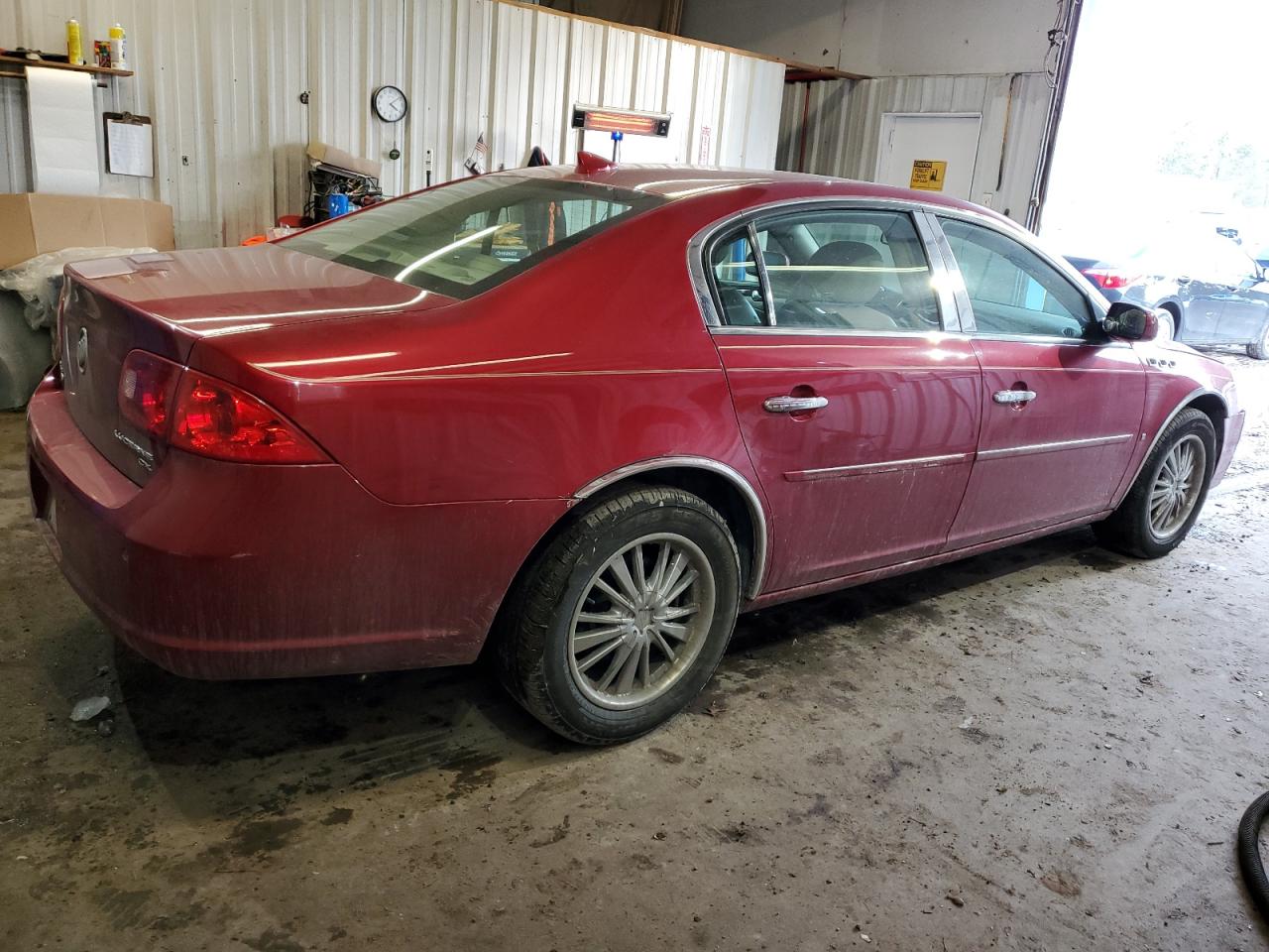 2009 Buick Lucerne - Image 3