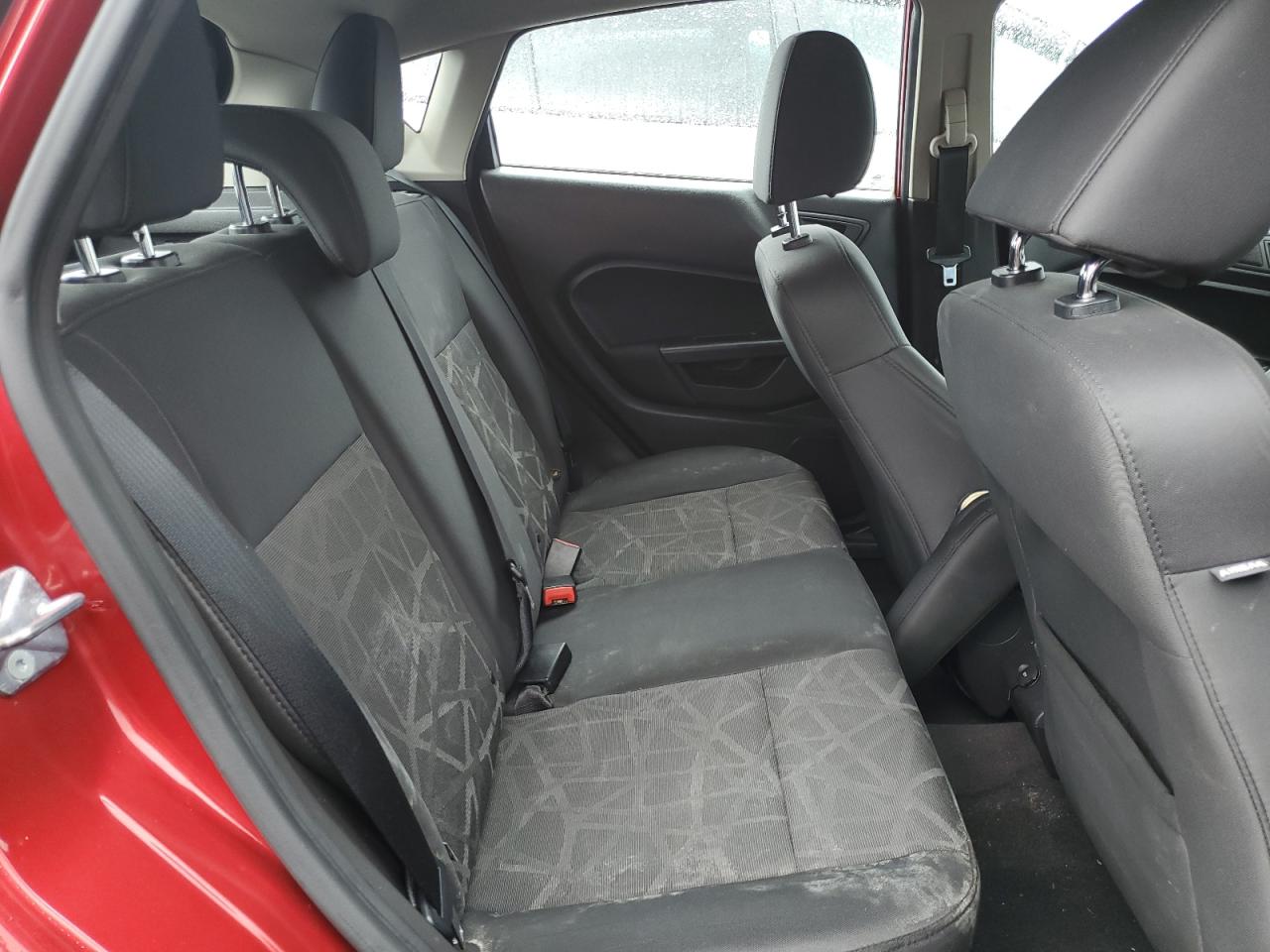 2013 Ford Fiesta - Image 10