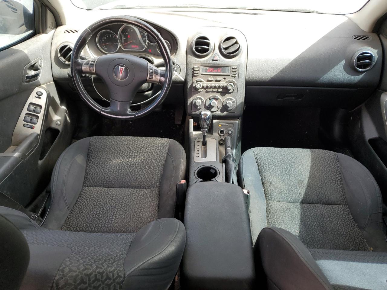 2008 Pontiac G6 - Image 8