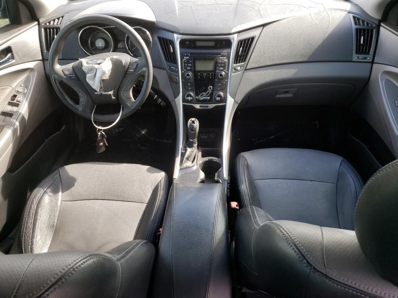 2011 Hyundai Sonata - Image 8