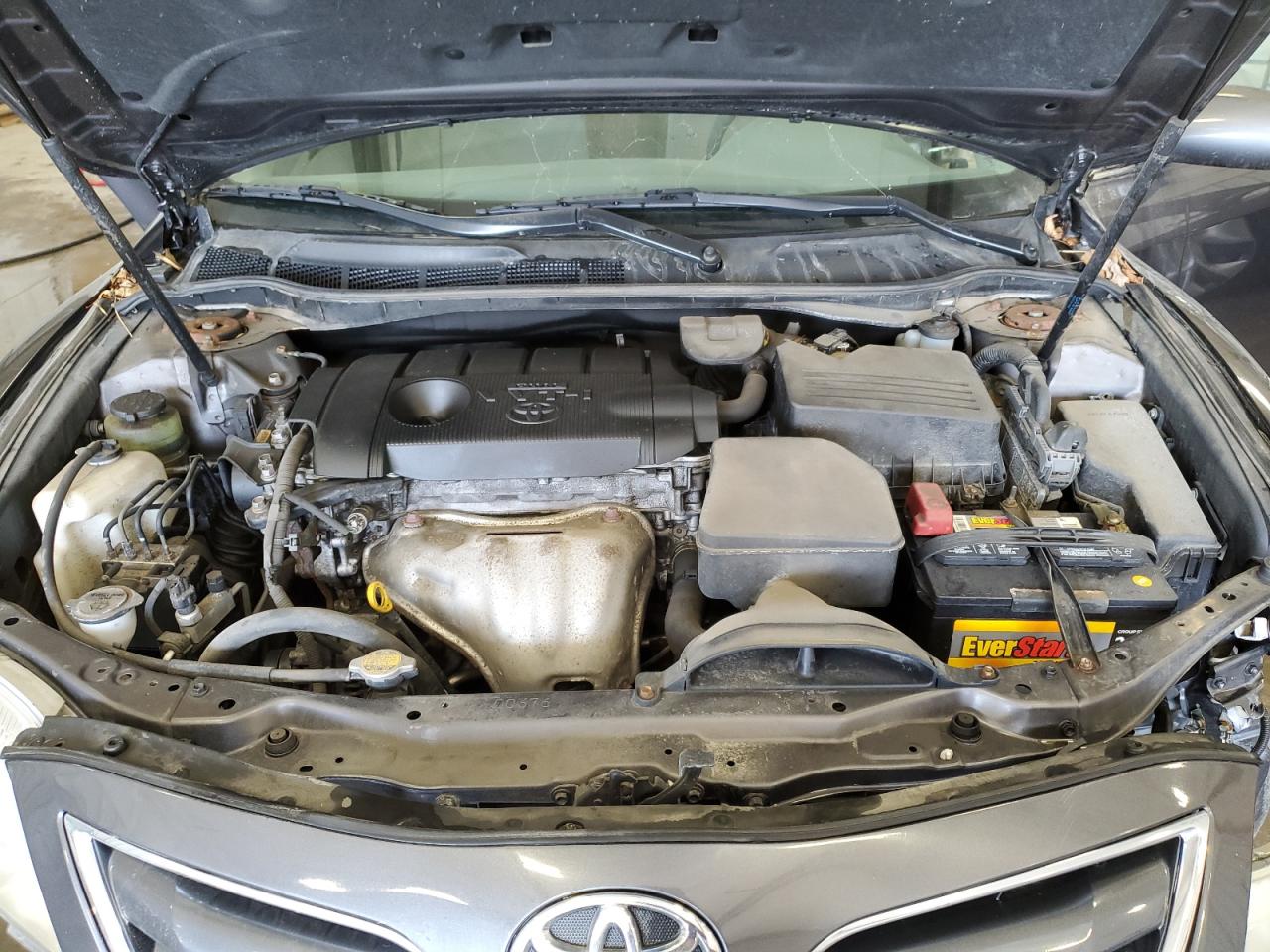 2011 Toyota Camry - Image 11