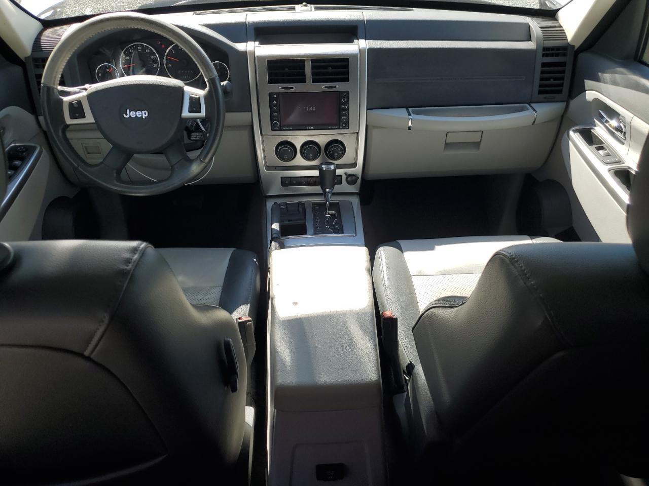 2008 Jeep Liberty (North America) - Image 8