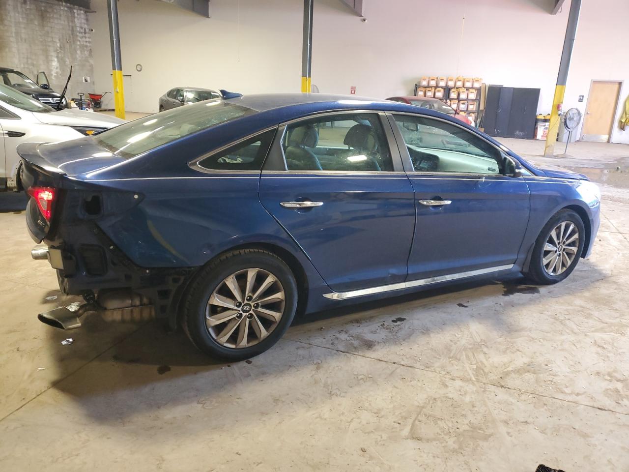 2015 Hyundai Sonata - Image 3