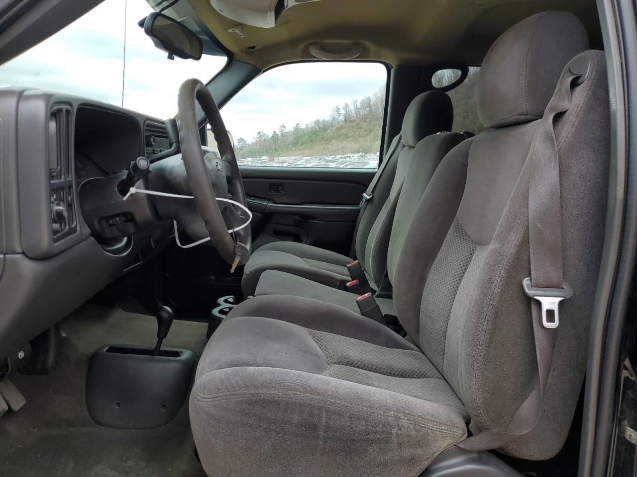 2006 Chevrolet Silverado - Image 7