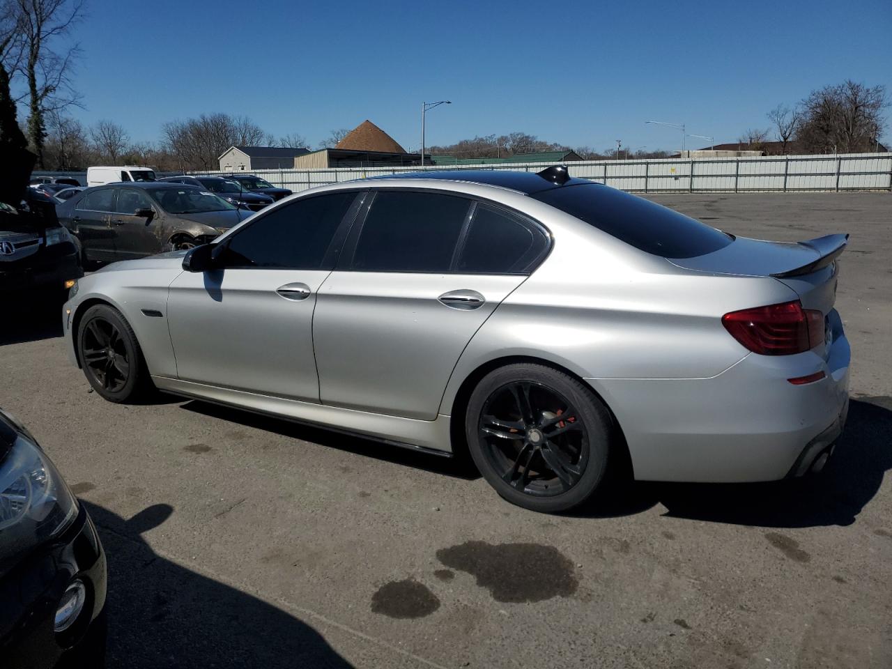 2014 BMW 5er - Image 2