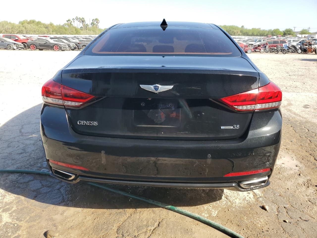 2015 Hyundai Genesis - Image 6
