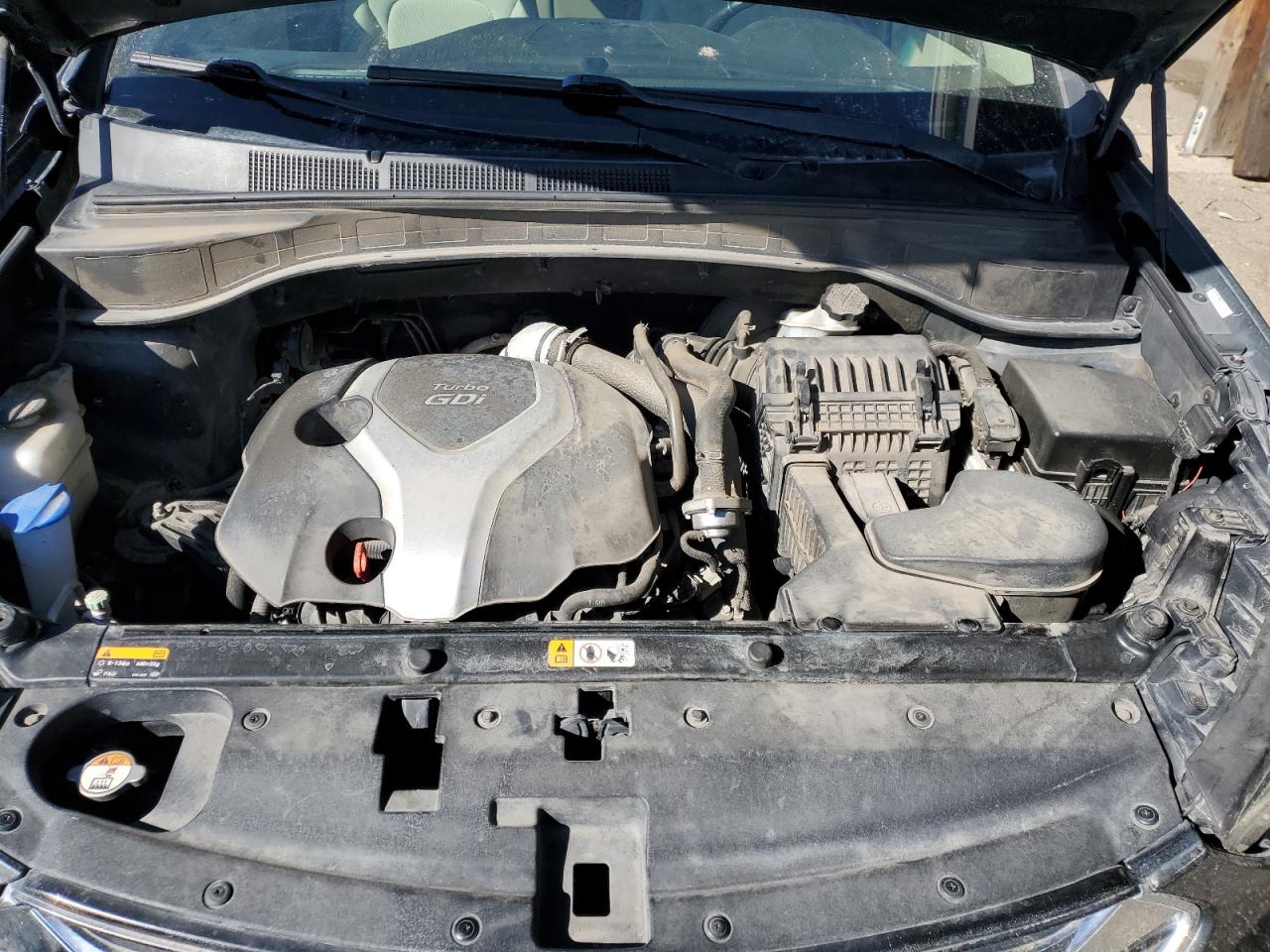 2013 Hyundai Santa Fe - Image 13