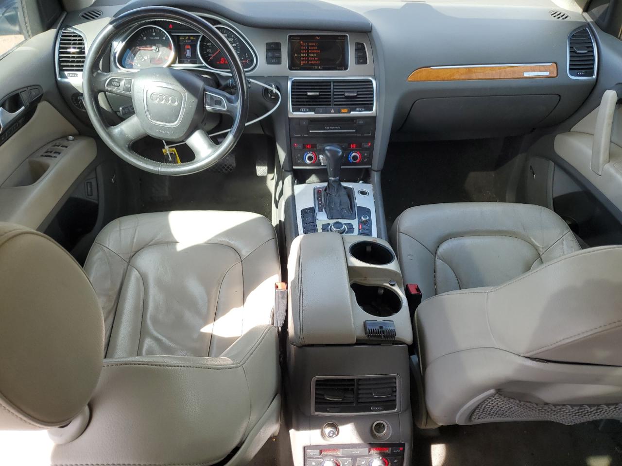 2010 Audi Q7 - Image 8
