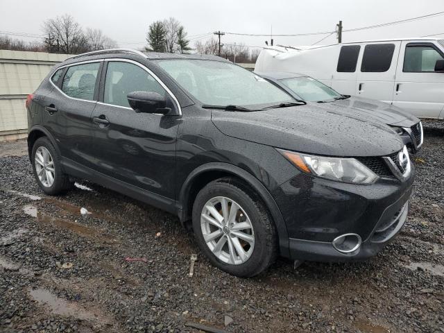 NISSAN ROGUE 2017 Черный