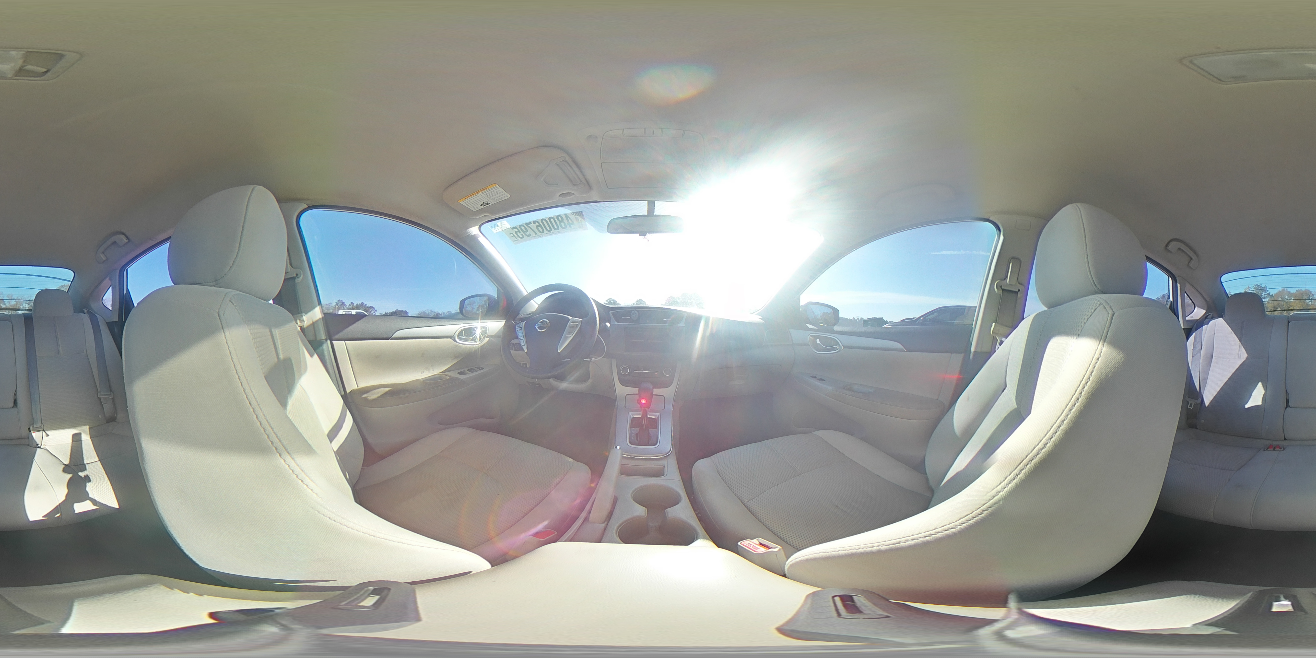 2015 Nissan Sentra - Image 13