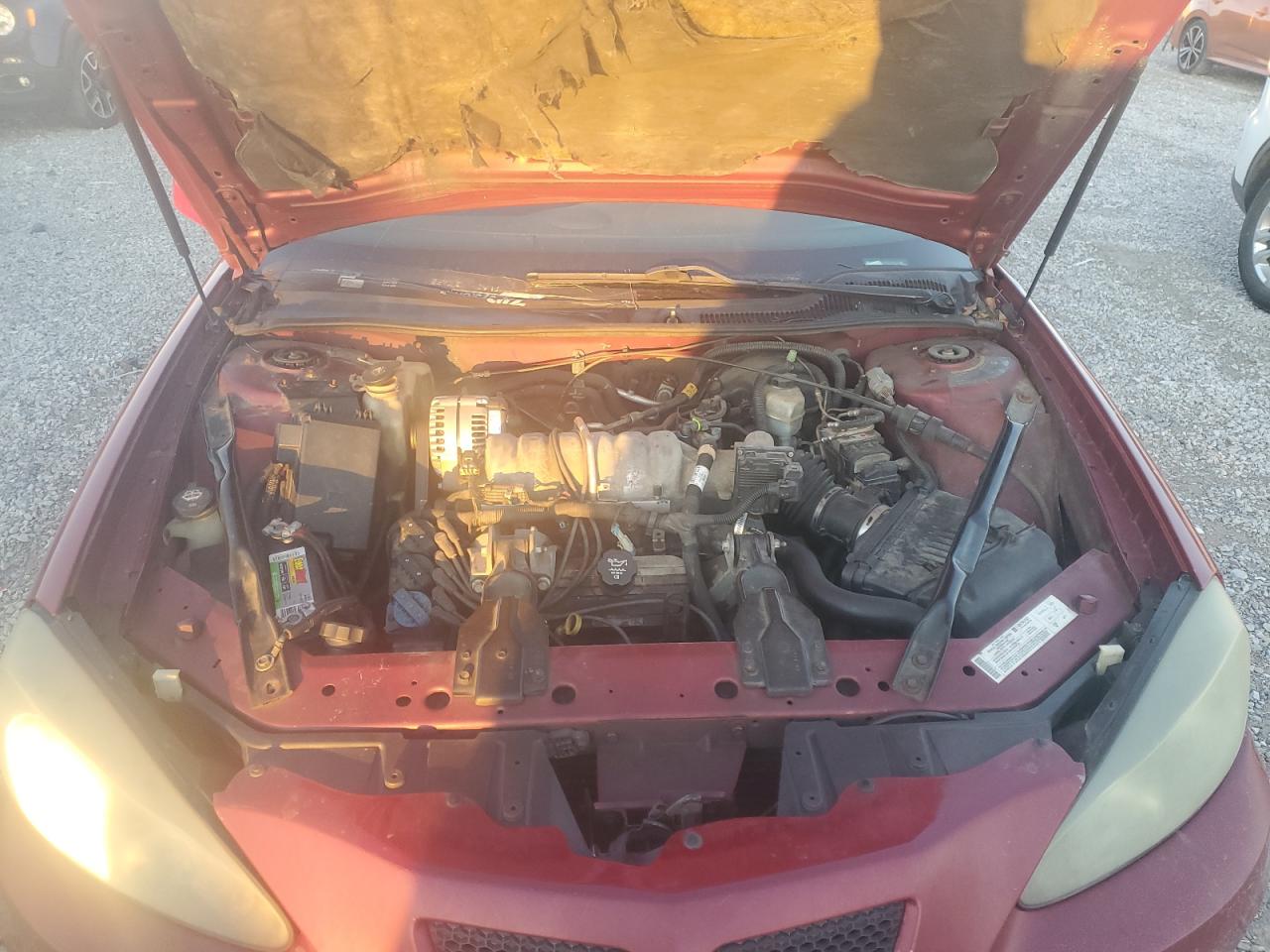 2004 Pontiac Grand Prix - Image 11