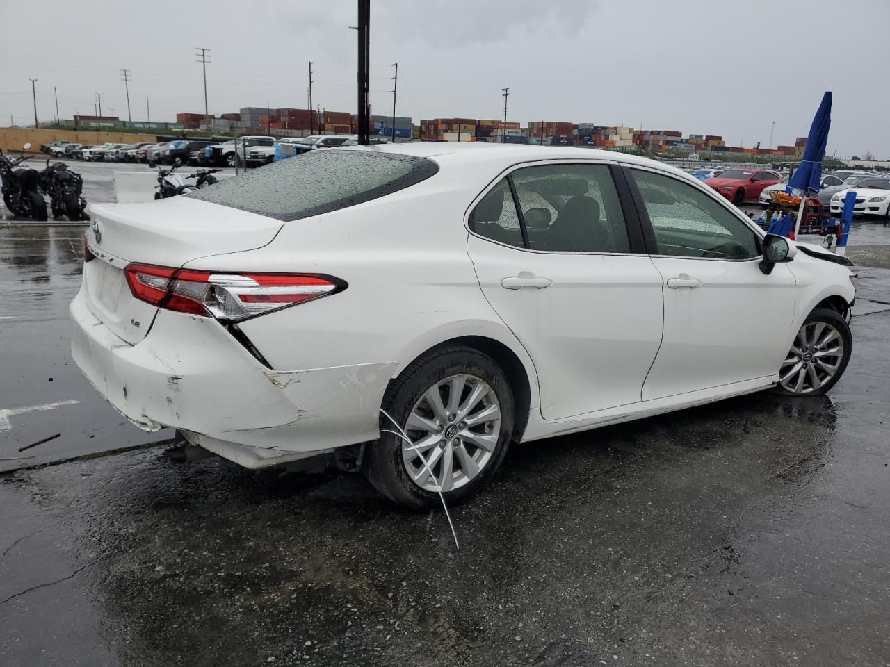 2018 Toyota Camry - Image 3
