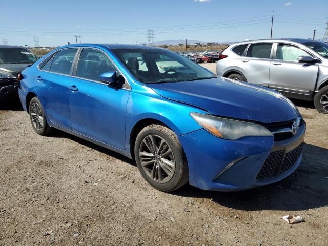 Седани TOYOTA CAMRY 2017 Синій