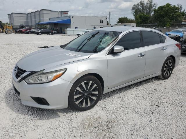  NISSAN ALTIMA 2018 Srebrny
