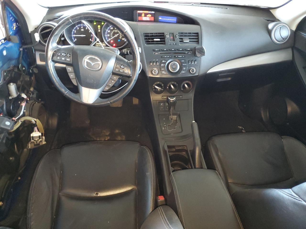 2012 Mazda 3 - Image 8