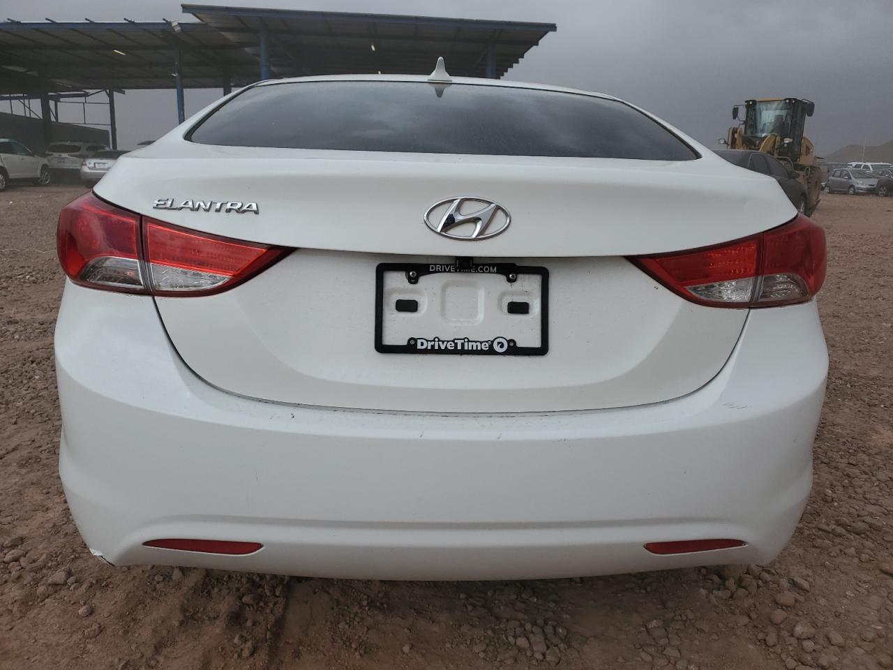 2013 Hyundai Elantra - Image 6