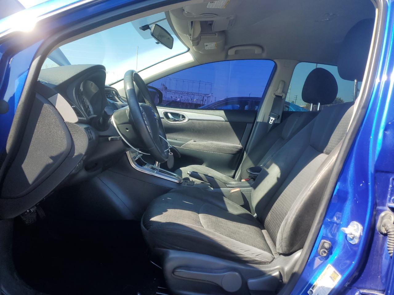 2015 Nissan Sentra - Image 7