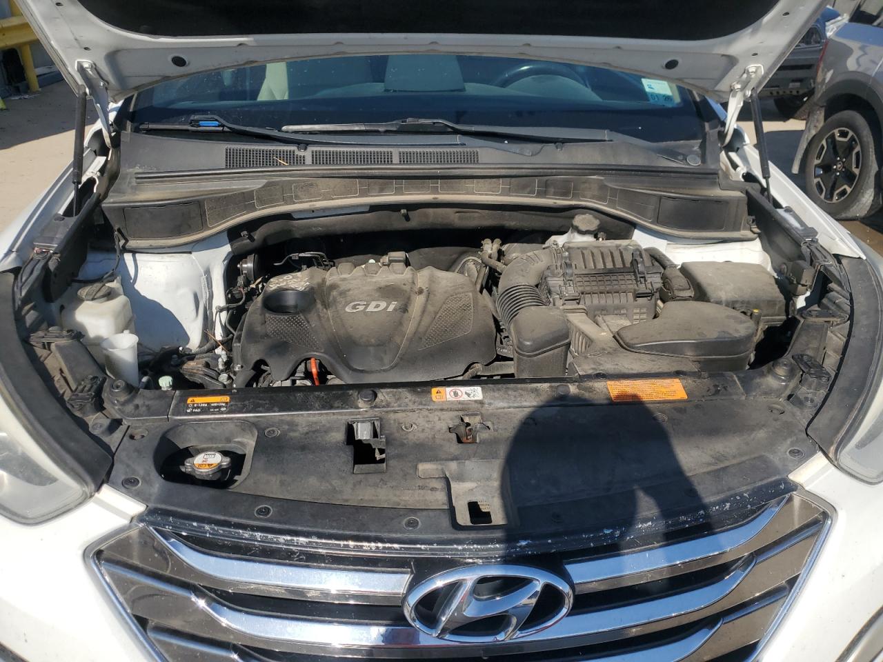 2014 Hyundai Santa Fe - Image 12