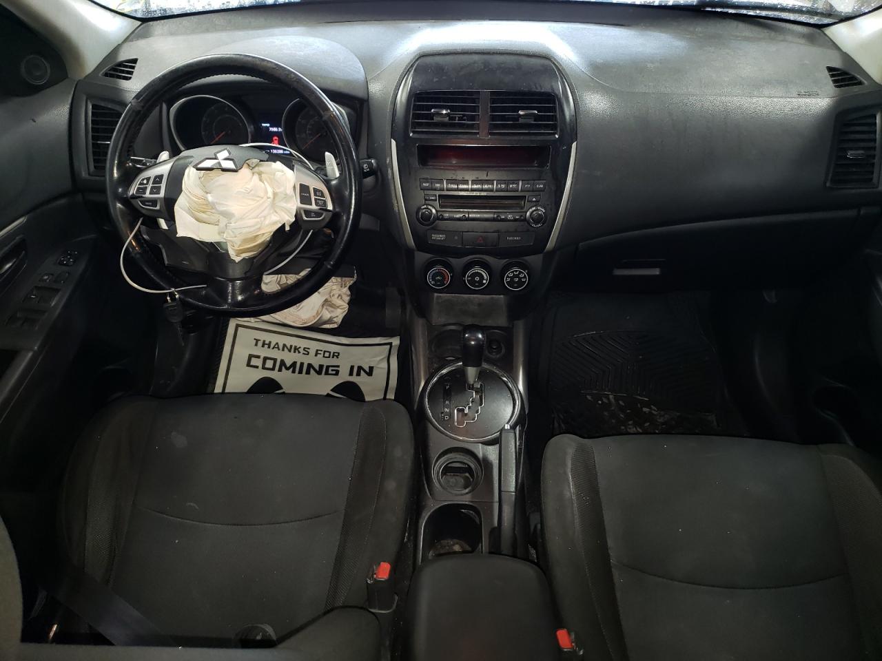2012 Mitsubishi Outlander - Image 8