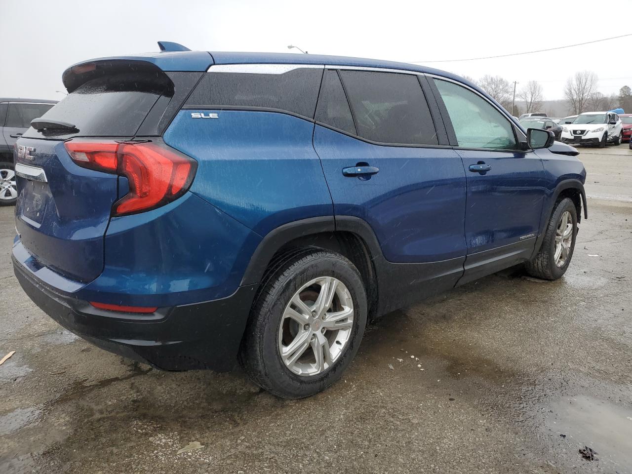 2020 GMC Terrain - Image 3