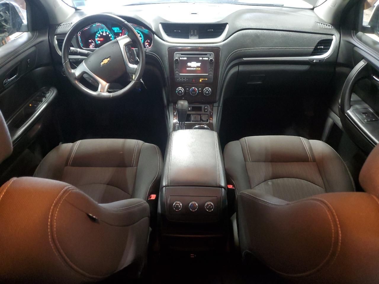 2017 Chevrolet Traverse - Image 8