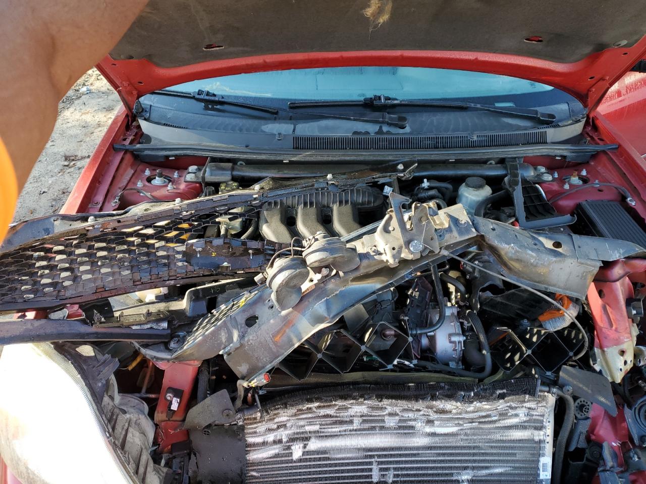 2005 Ford Five Hundred - Image 12