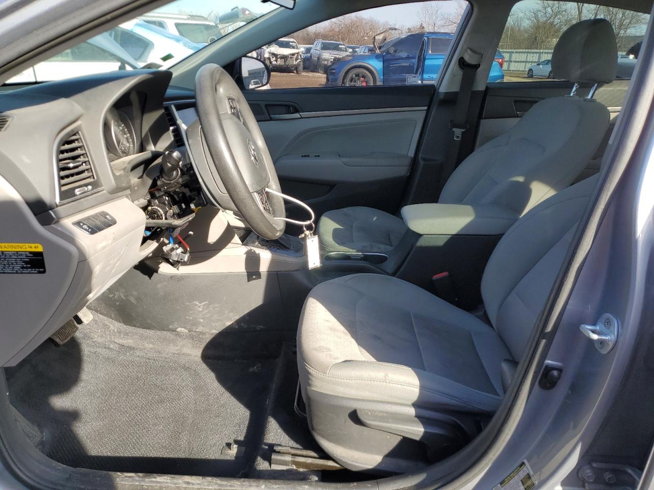2017 Hyundai Elantra - Image 7