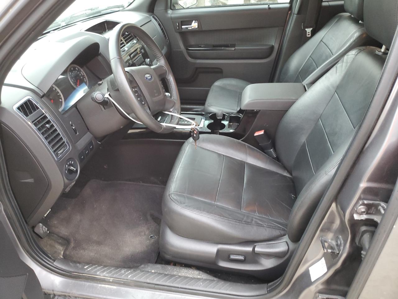 2010 Ford Escape - Image 7