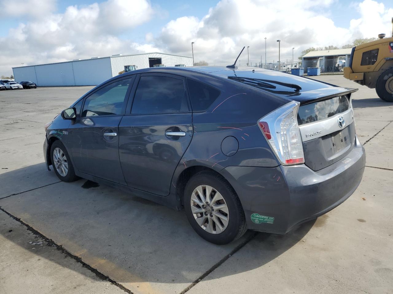 2012 Toyota Prius - Image 2