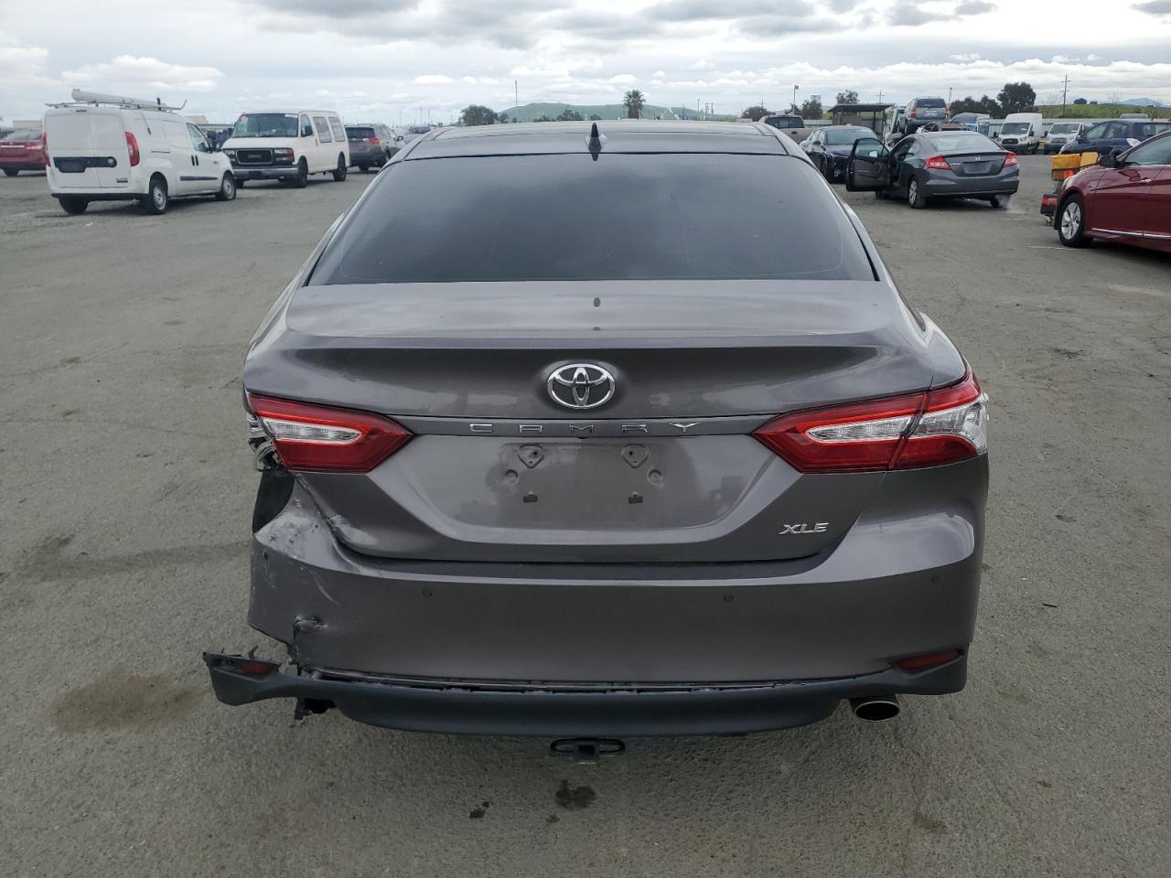2018 Toyota Camry - Image 6