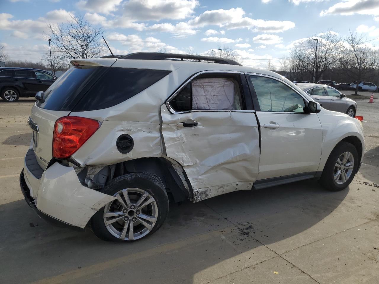 2013 Chevrolet Equinox - Image 3
