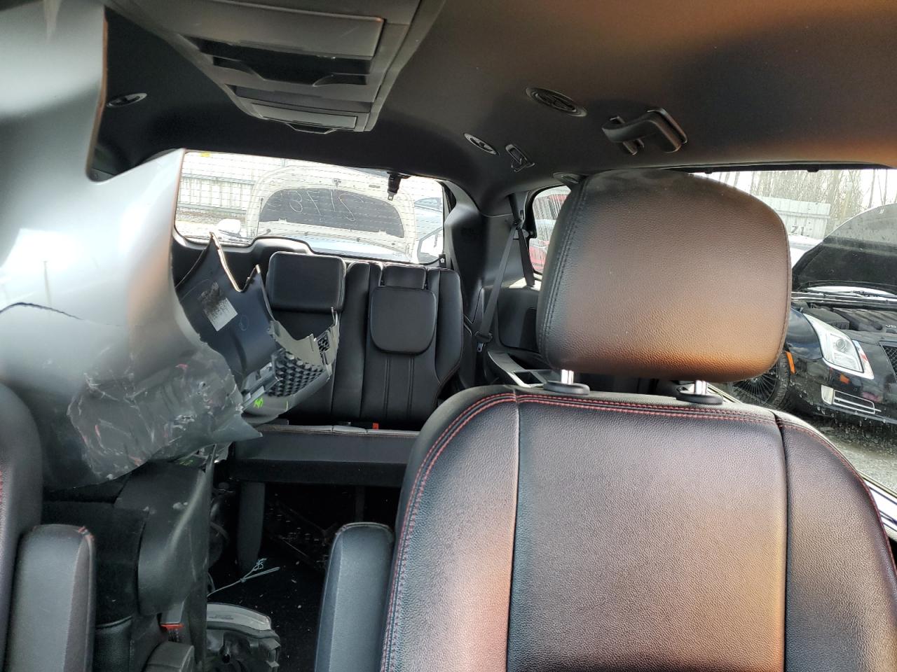 2019 Dodge Caravan - Image 10