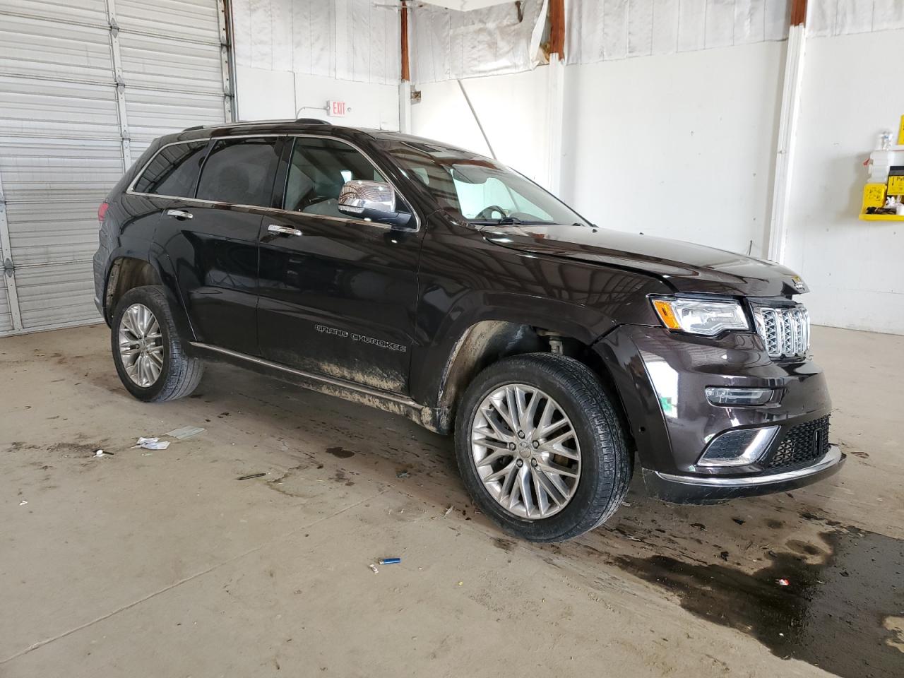 2017 Jeep Grand Cherokee - Image 4