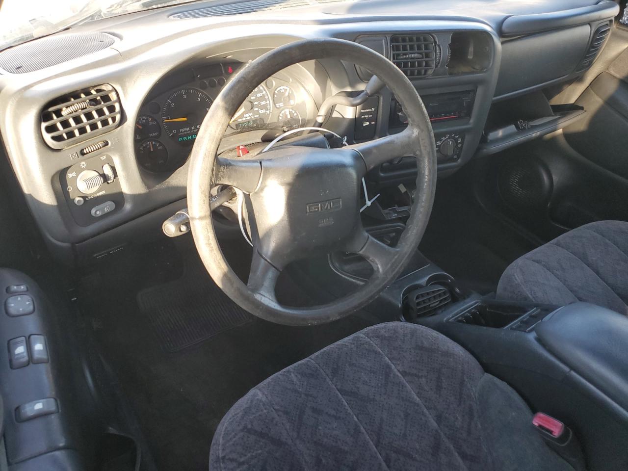 1999 GMC Sonoma - Image 8