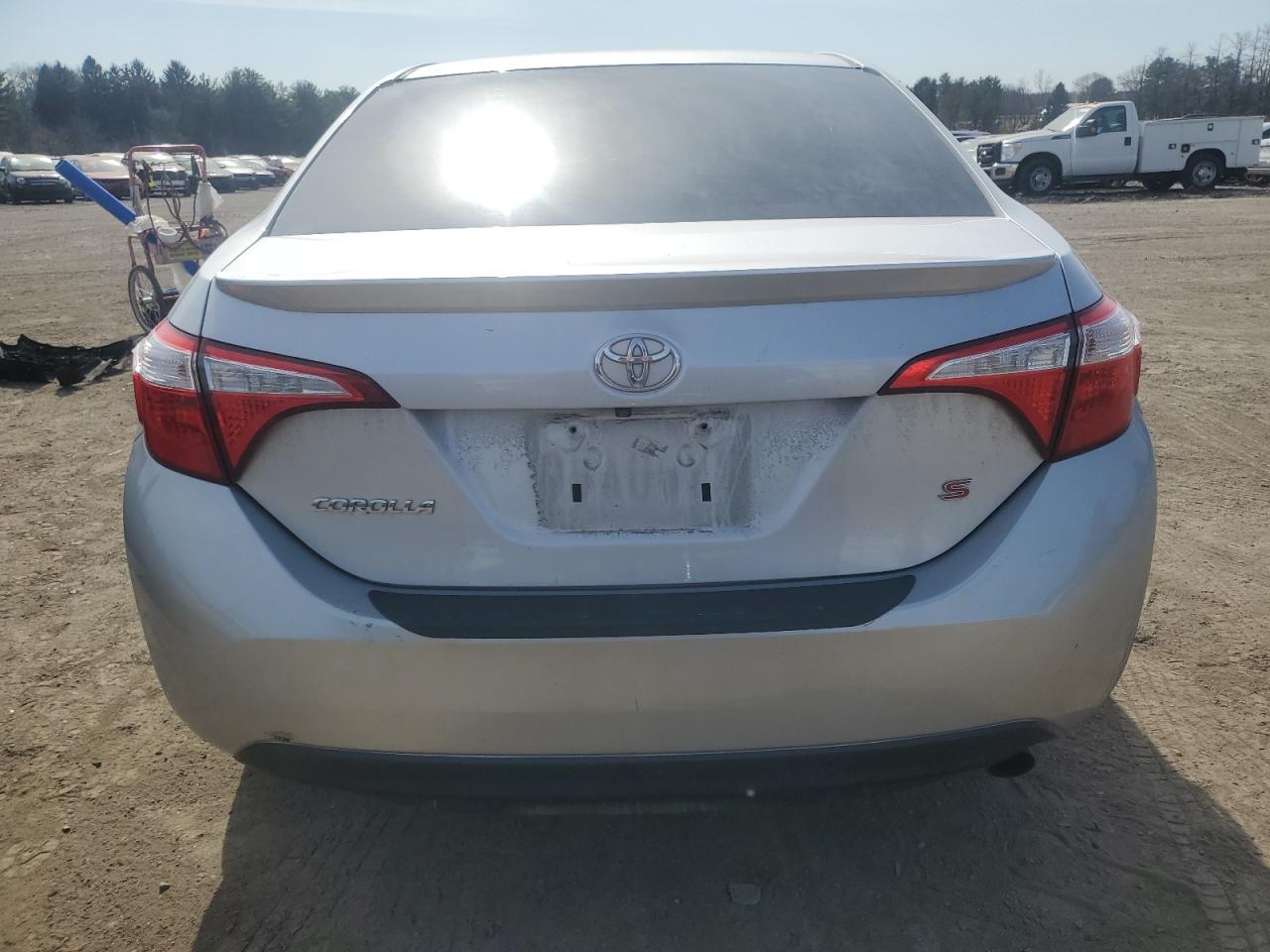 2015 Toyota Corolla - Image 6