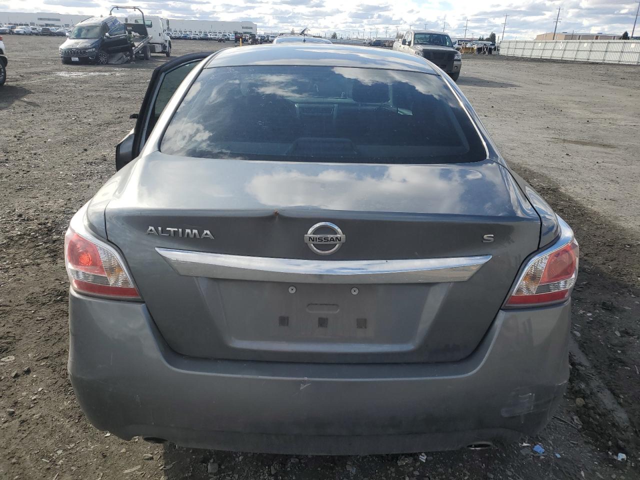 2015 Nissan Altima - Image 6