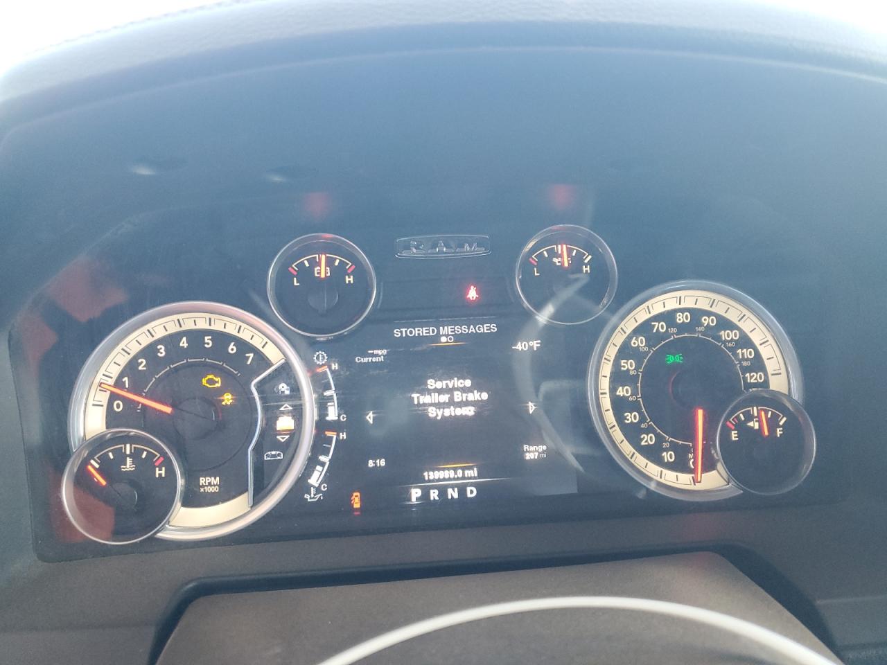 2014 RAM 1500 - Image 9