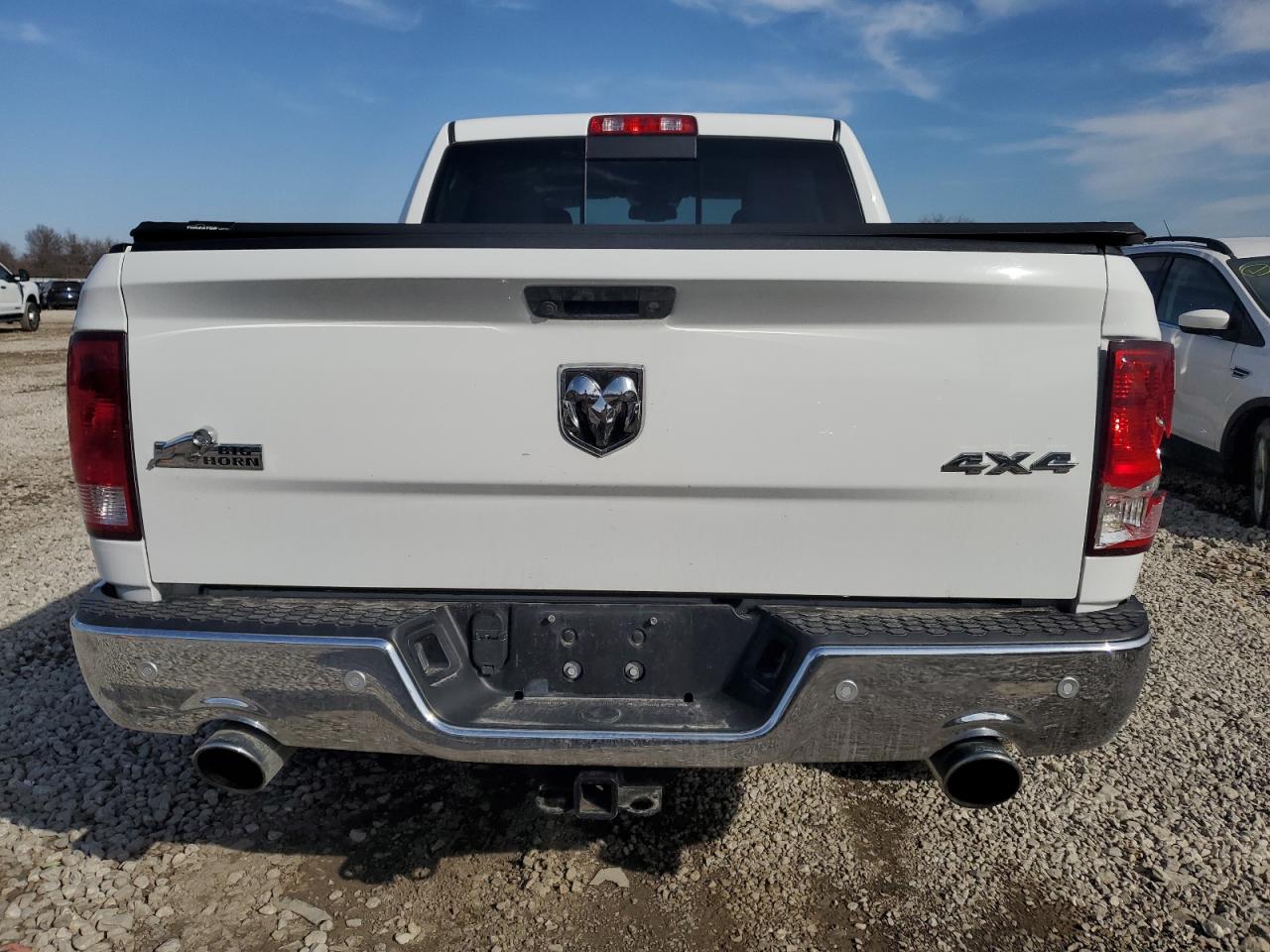 2017 RAM 1500 - Image 6