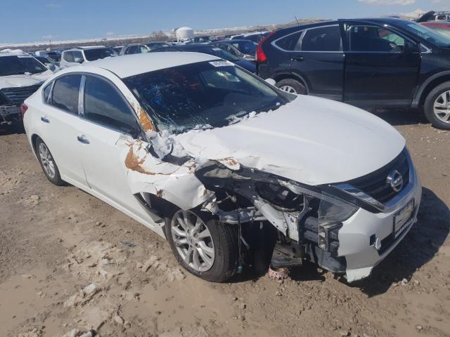 Sedans NISSAN ALTIMA 2016 Biały