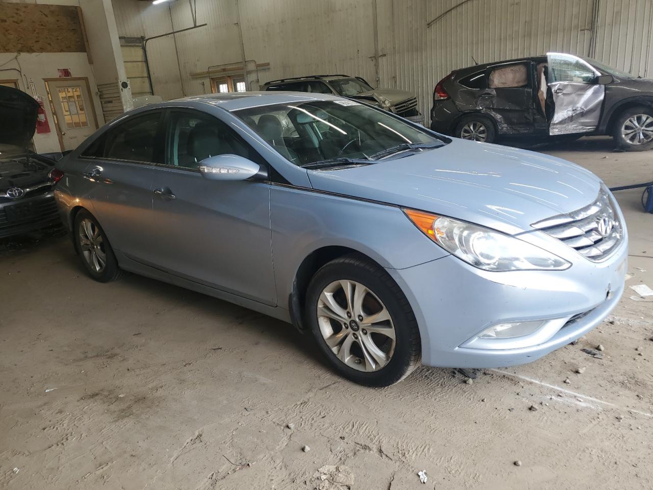 2011 Hyundai Sonata - Image 4