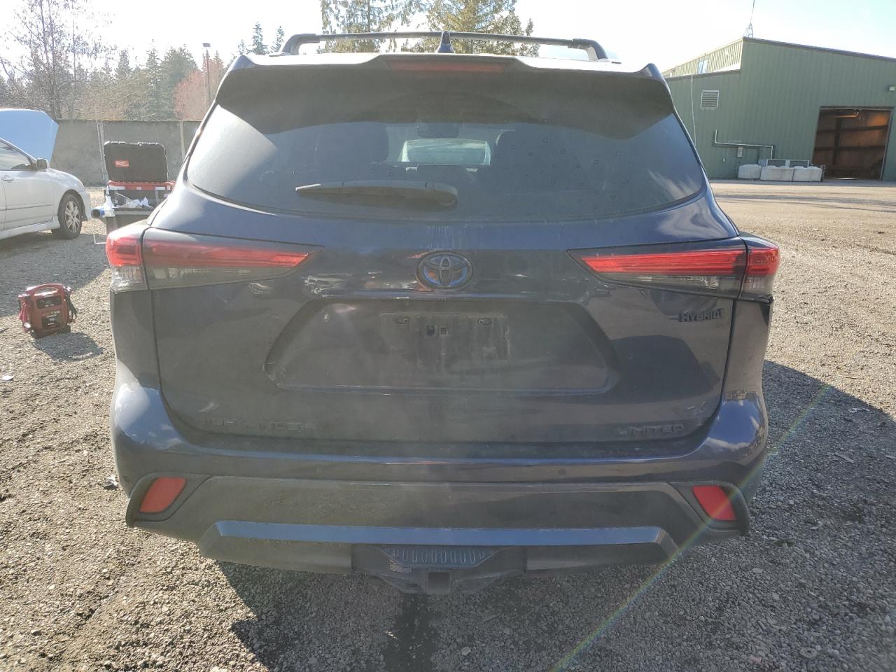 2021 Toyota Highlander - Image 6