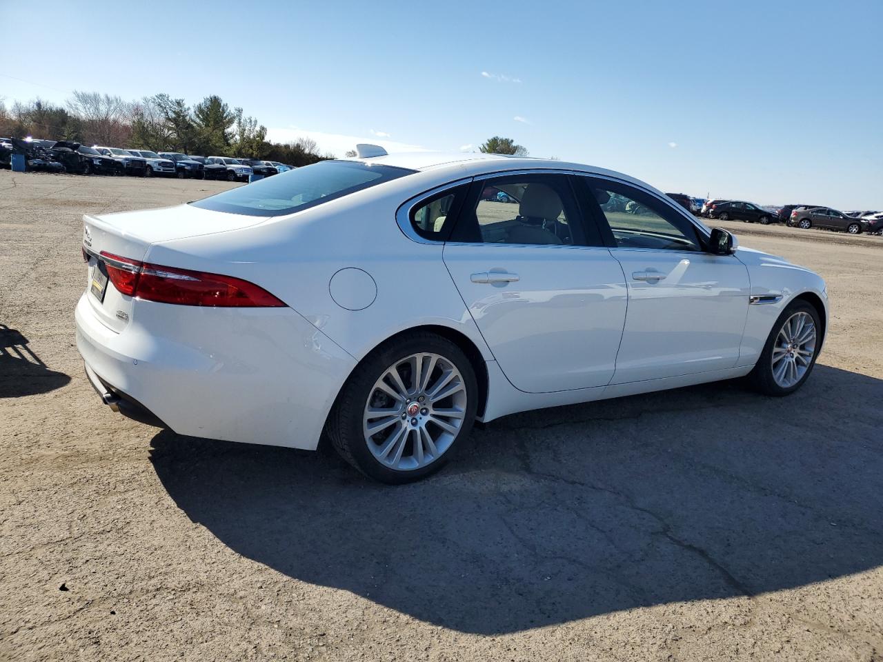 2020 Jaguar XF - Image 3