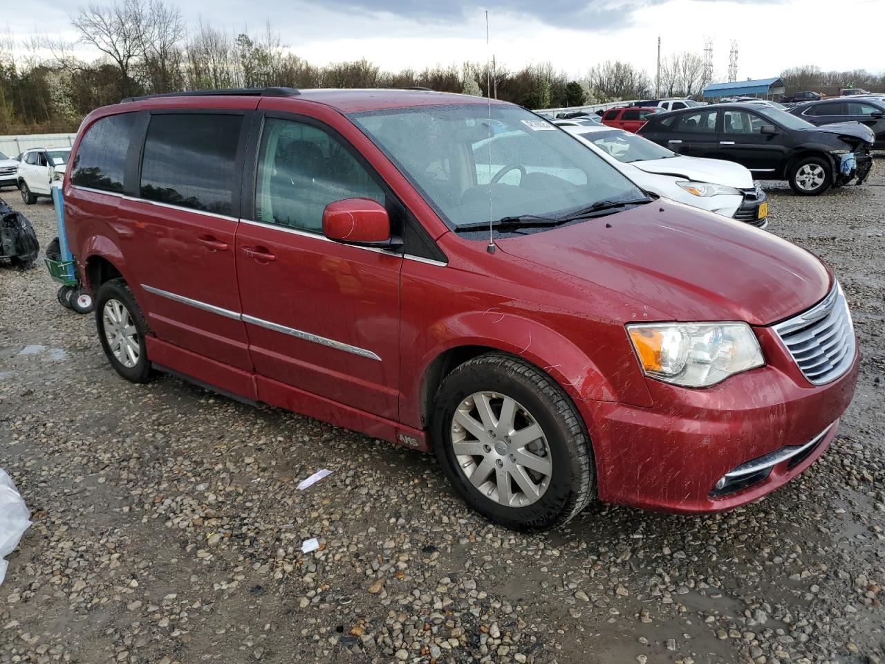 2015 Chrysler Town & Country - Image 4
