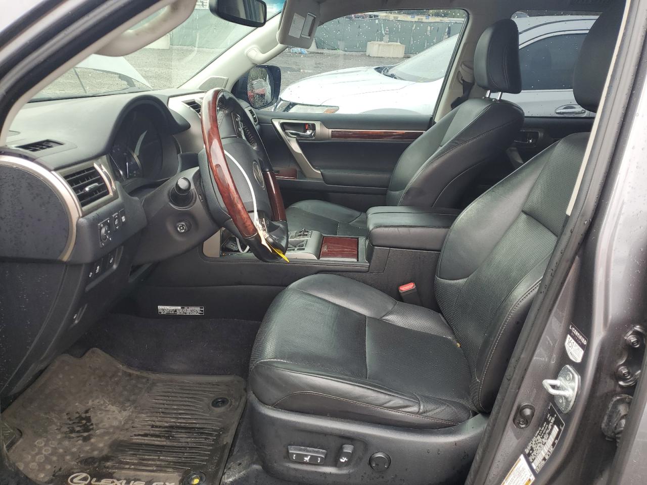 2017 Lexus GX - Image 7