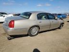 2004 Lincoln Town Car Executive en Venta en Elgin, IL - All Over