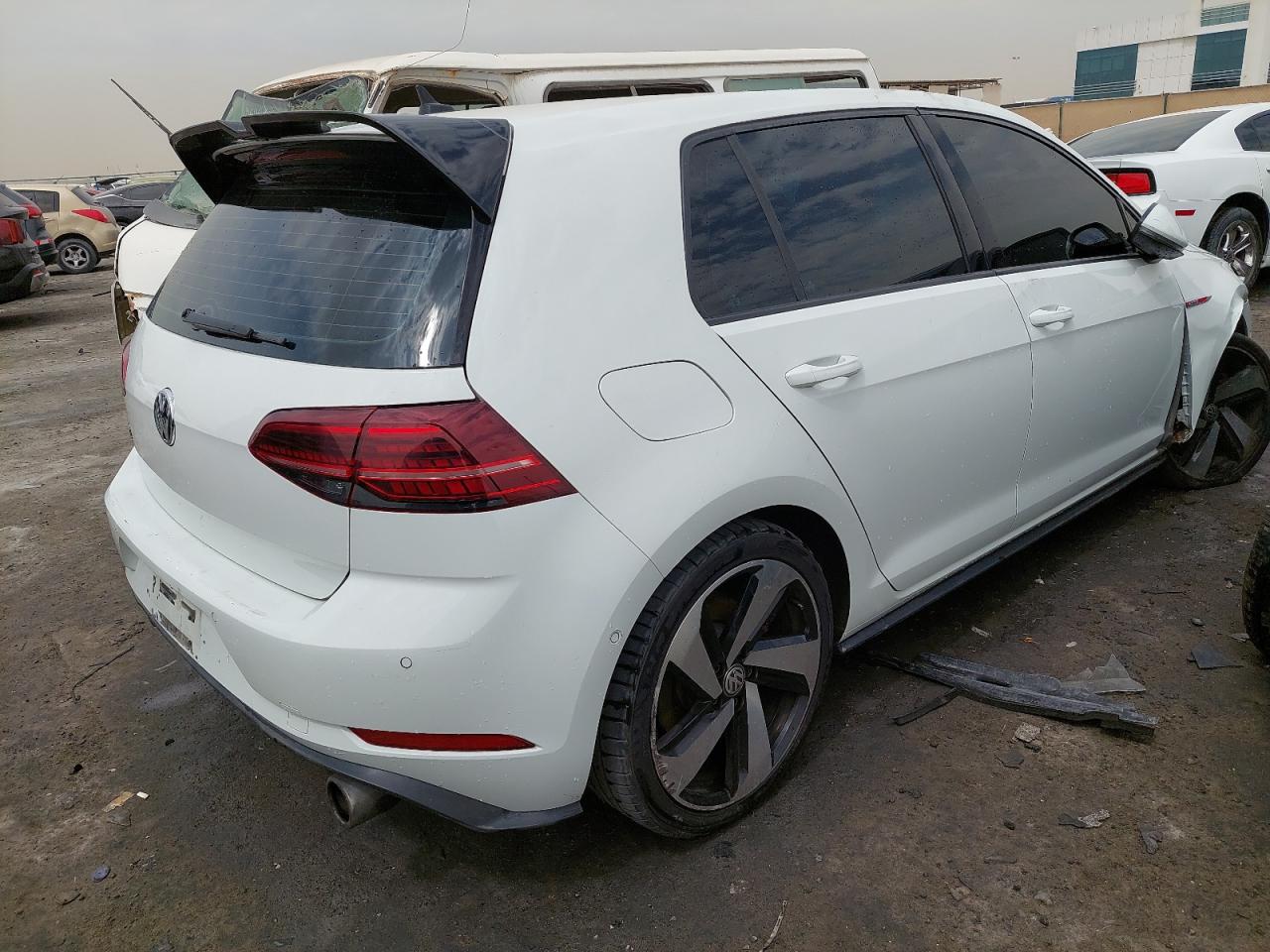 WVWFL2AU6HW345573 - 2017 Volkswagen Golf - #undefined