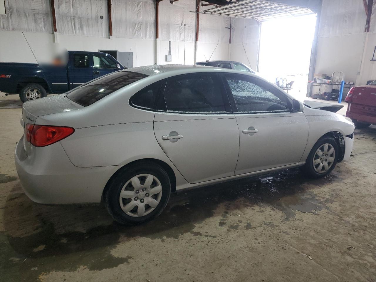 2007 Hyundai Elantra - Image 3