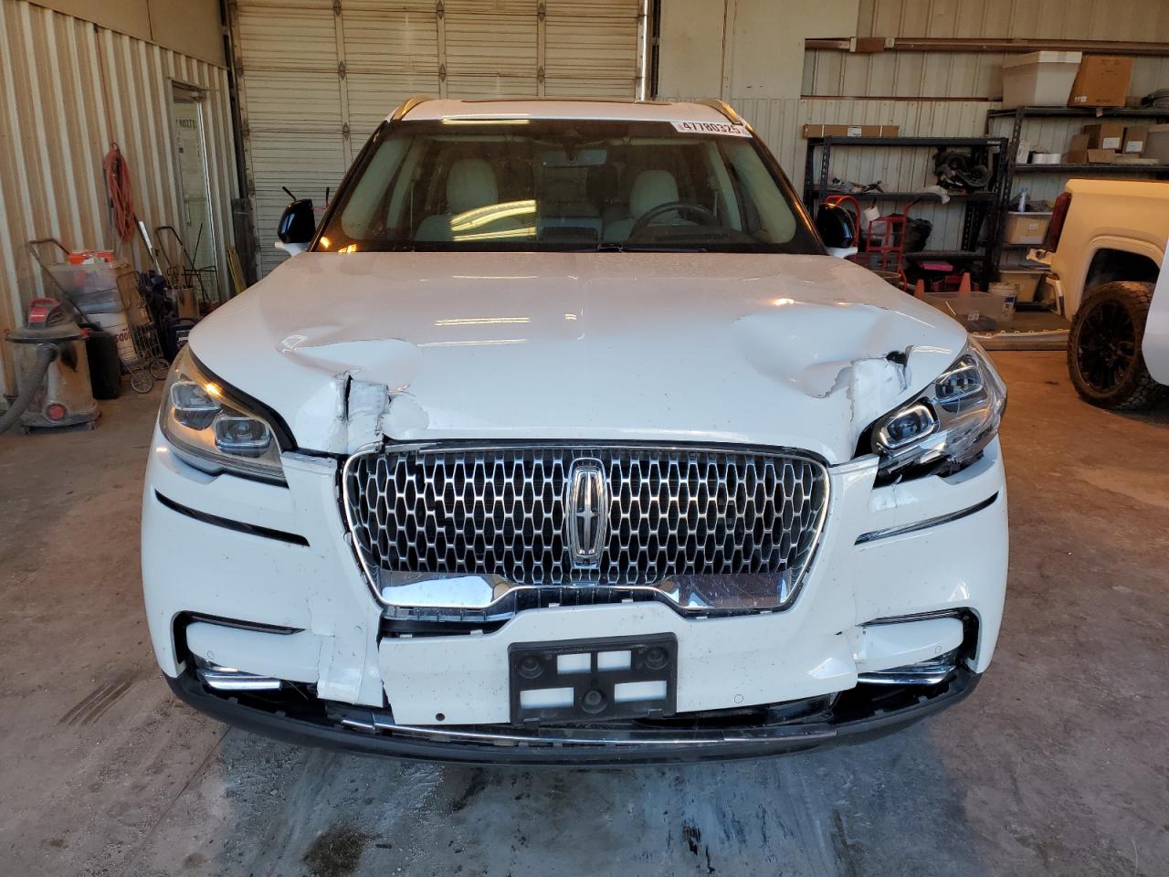 2020 Lincoln Aviator - Image 5