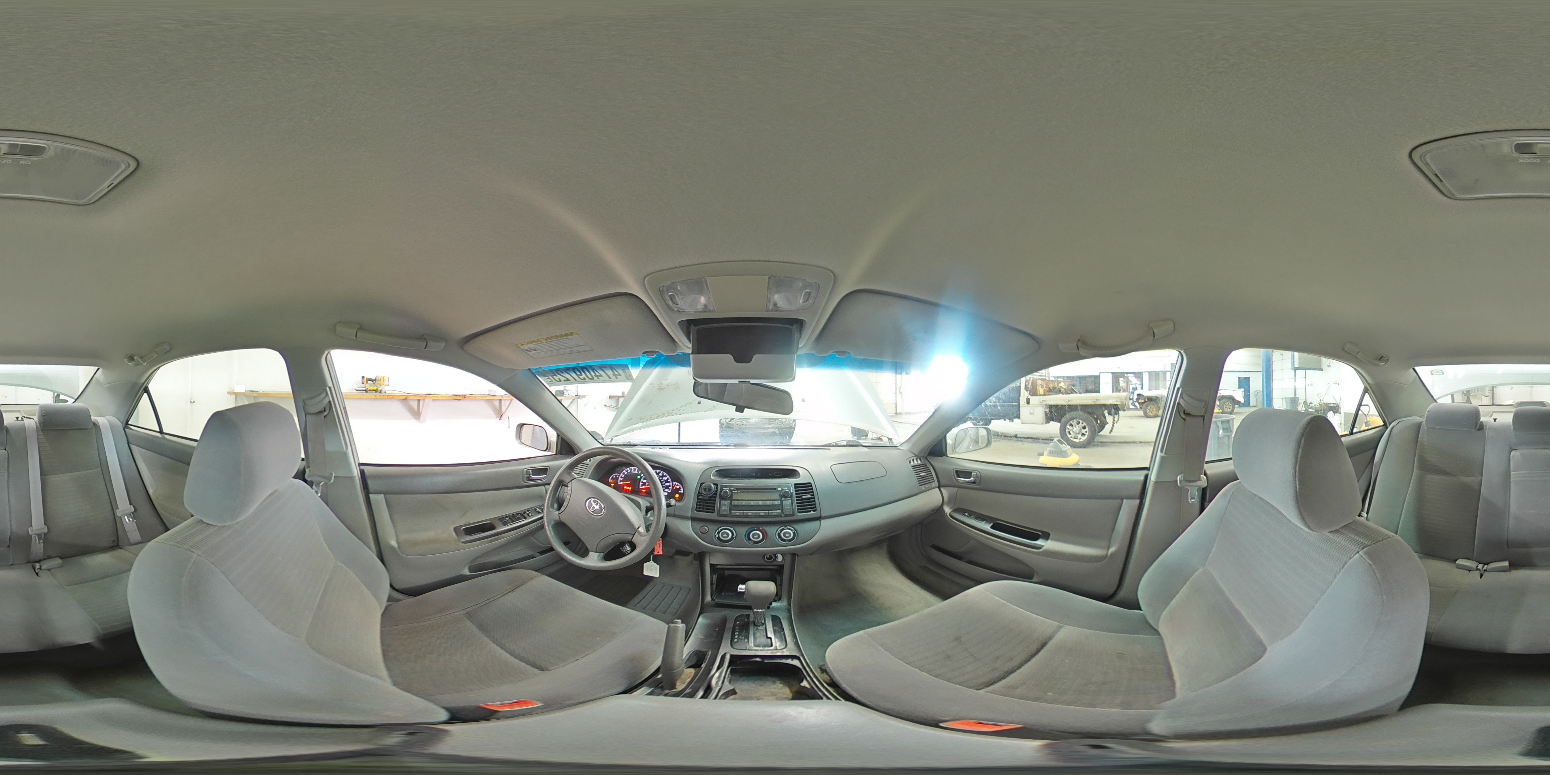 2006 Toyota Camry - Image 12