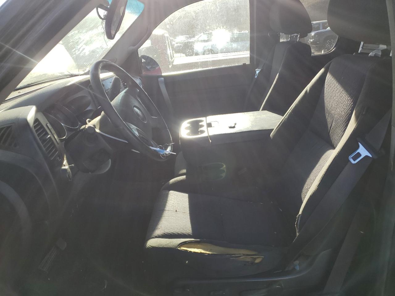 2010 GMC Sierra - Image 7